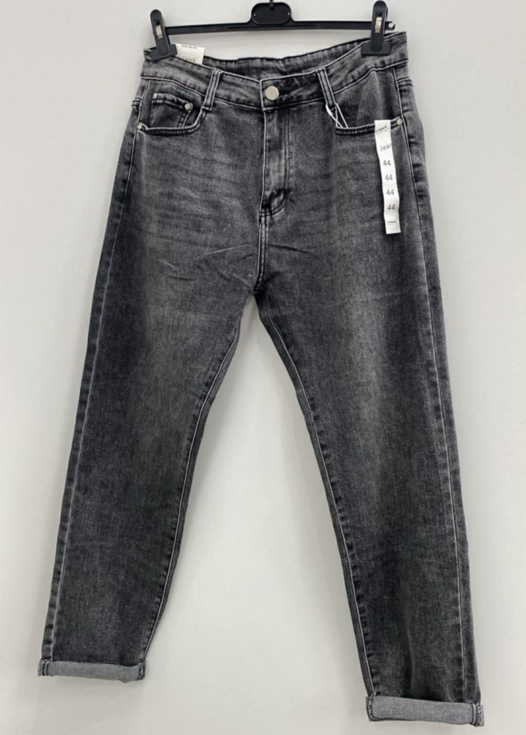 Spodnie czarne jeans 44-54 klasyczne