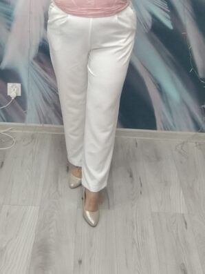 Spodnie ecru 46,48,50,52,54
